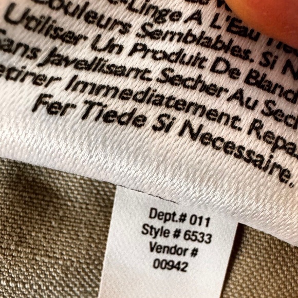 Eddie Bauer Size 8 Khaki Roll-up Pants Y2K Embroidered Detail - Picture 10 of 12